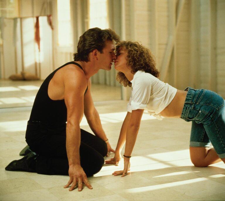 De 'Dirty Dancing' a 'Jumanji', diez clásicos del cine para ver sin moverte del sofá