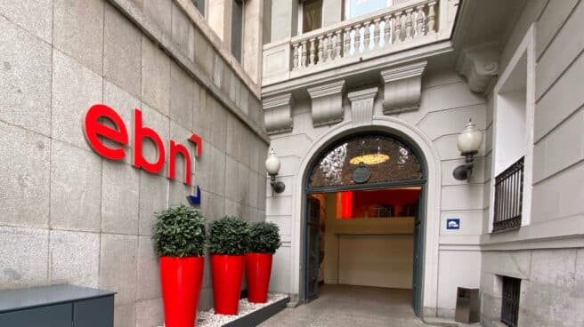 Imágenes de EBN Banco tras la rebaja de la remuneración de sus depósitos 'Sinycon'