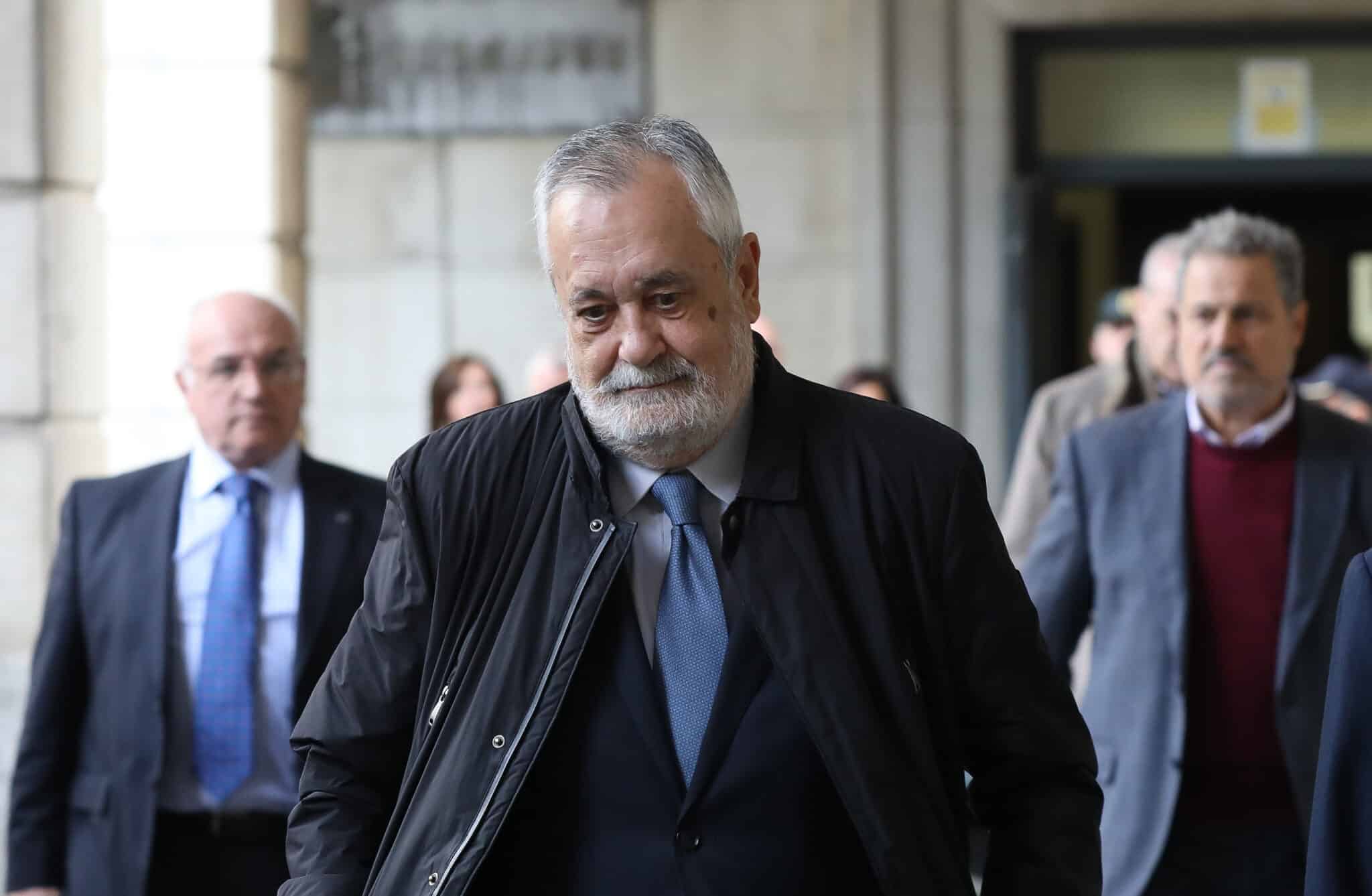 El ex-presidente de la Junta de Andalucía, José Antonio Griñán, llegando al juicio del caso ERE