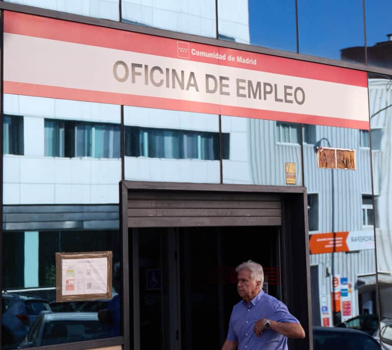 El ritmo del mercado laboral se moderó en julio: 21.945 empleos y 10.968 parados menos