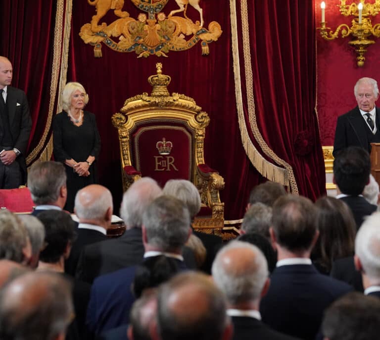 Carlos III, proclamado rey de Inglaterra: "Trataré de seguir el ejemplo inspirador de mi madre"