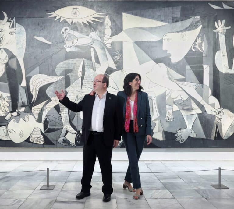 Iceta avisa sobre el año Picasso:  "Hay que promover su obra aunque no nos gusten algunos aspectos de su vida personal"