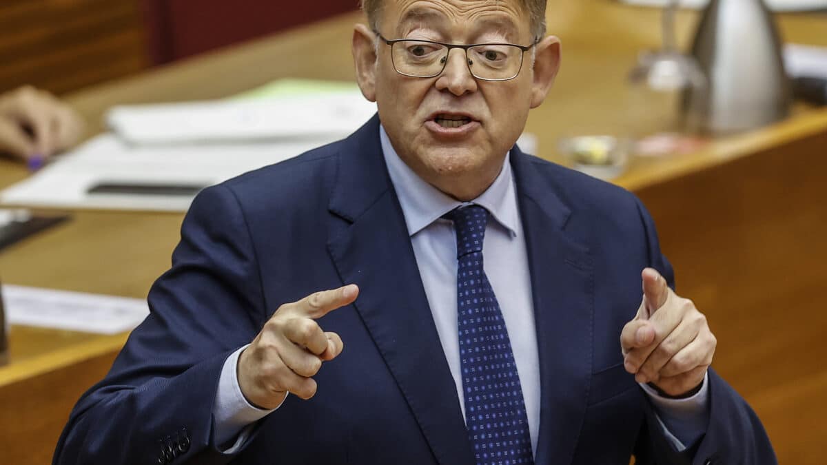 Ximo Puig, en un debate parlamentario en Valencia.