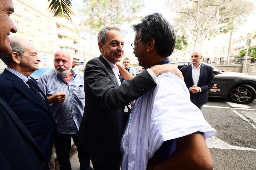 Hach Ahmed  recibe a Jose Luis Rodríguez Zapatero.