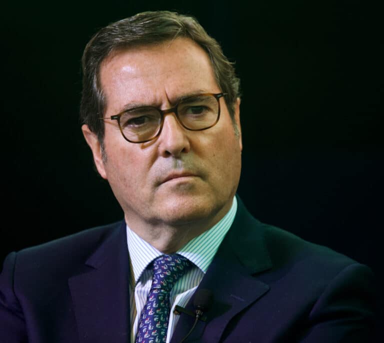 Garamendi planteará cambiar los estatutos de la CEOE para extender su mandato