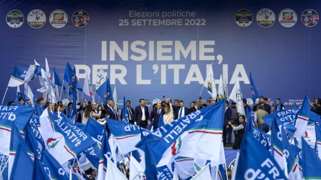 Final de la campaña electoral en Italia Mitin del bloque de centro derecha en Roma