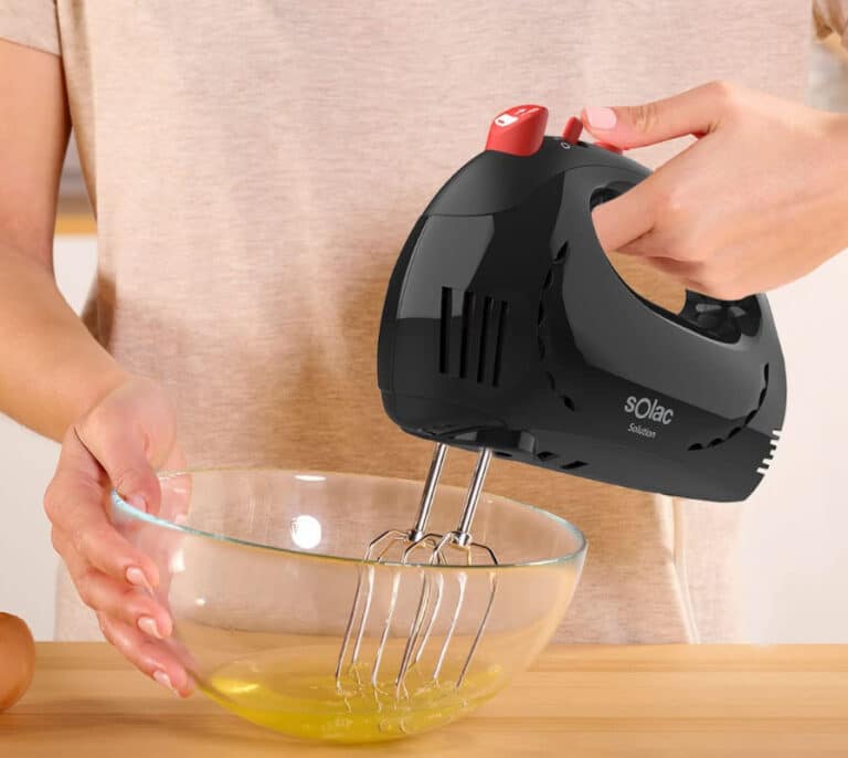 Consigue esta batidora amasadora Solac ¡con un 52% de descuento en Amazon!