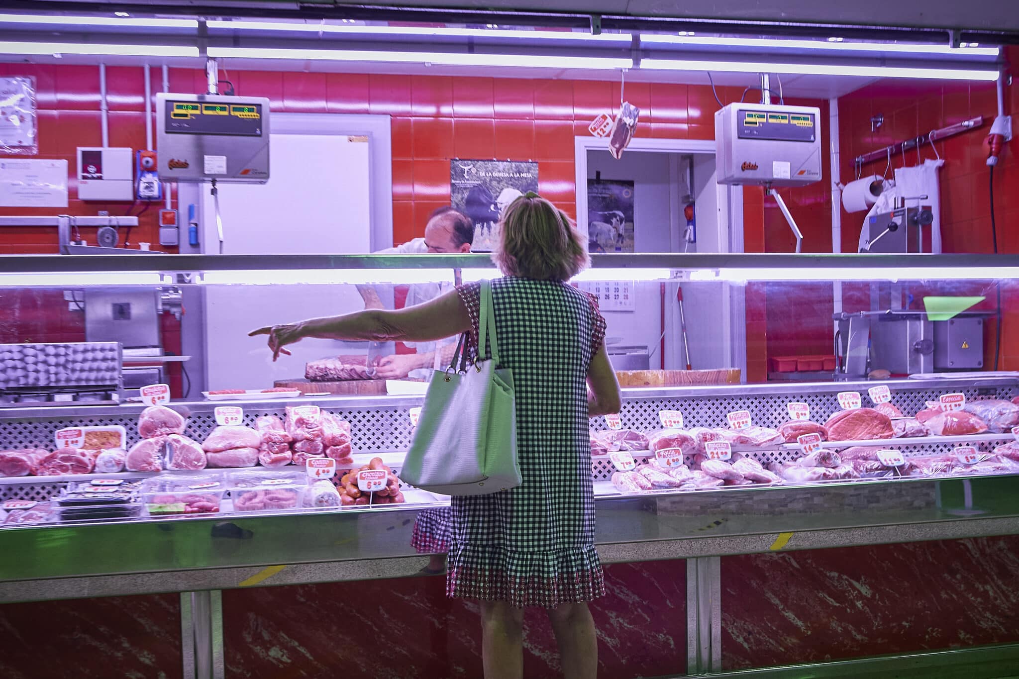 Un estante de carne en el Mercado Municipal de Pacífico, en Madrid.