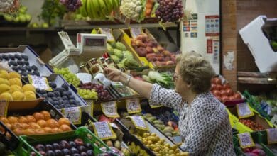 La leche, los huevos y la harina ya suben un 20%, el doble que la inflación