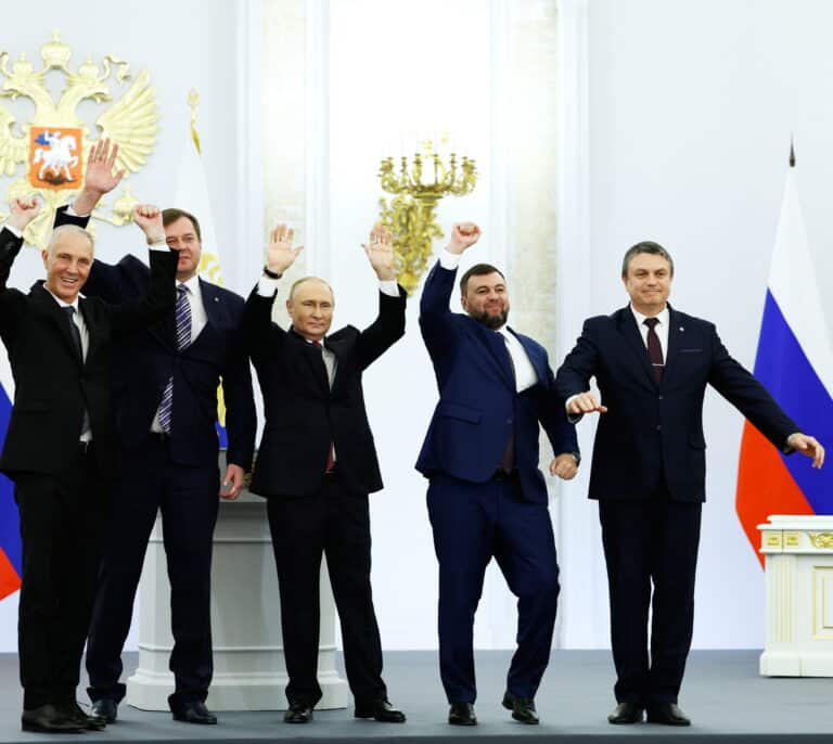 Una Rusia desesperada busca cómo evitar el fracaso total en Ucrania