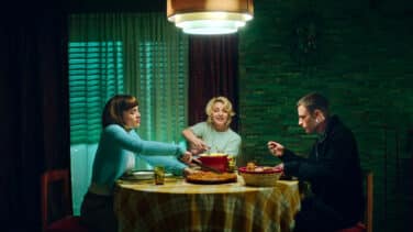 Najwa Nimri y Alba Flores vuelven juntas a Netflix en la 'Sagrada familia'