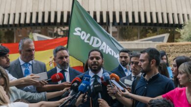 PP, Cs y Vox pugnan por abanderar la batalla de la lengua ante la pasividad del Gobierno