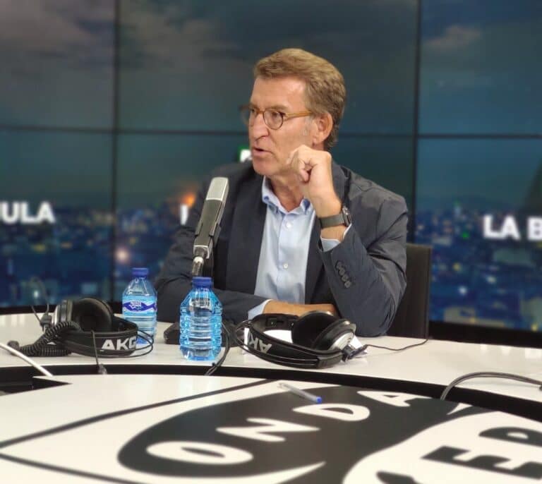 Núñez Feijóo: "Sánchez llega tarde, España no tiene ningún plan para la reducción de energía"