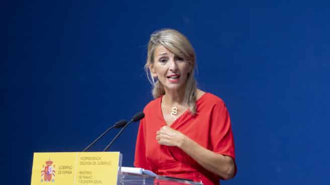 Yolanda Díaz se reúne con las principales organizaciones de autónomos La vicepresidenta segunda y Ministra de Trabajo y Economía Social, Yolanda Díaz, interviene durante una rueda de prensa.