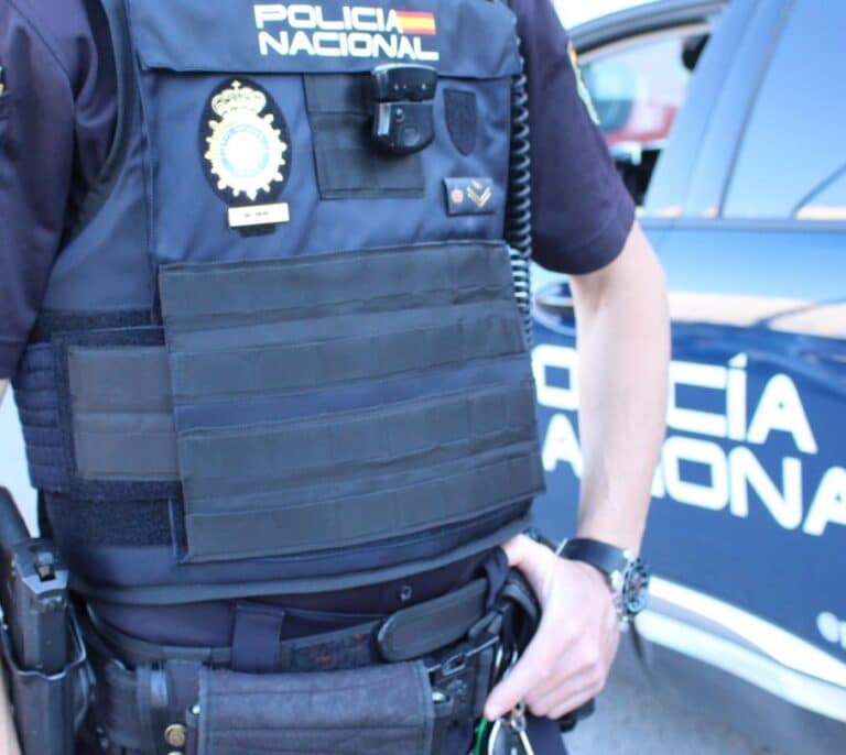 Policía infiltrado ¿héroe o villano?