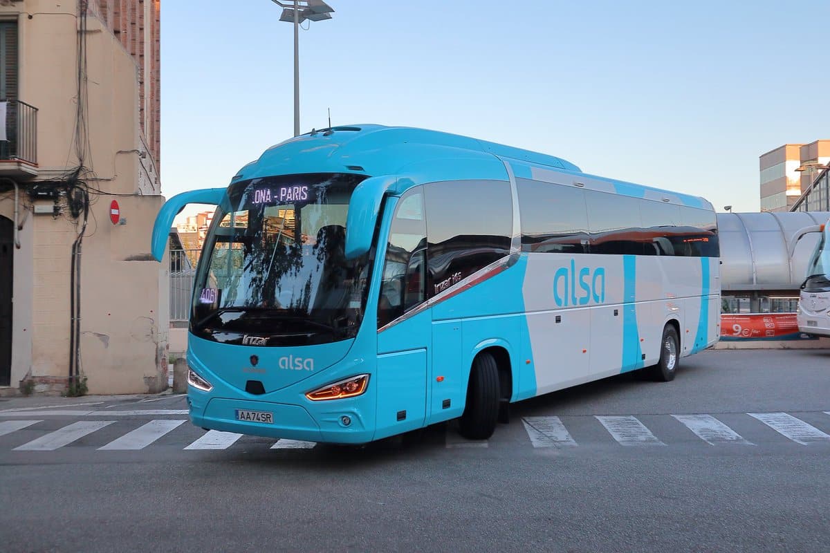 Autobús de la compañía Alsa.