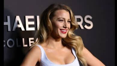 Blake Lively publica sus fotos de embarazada en respuesta a los paparazzi