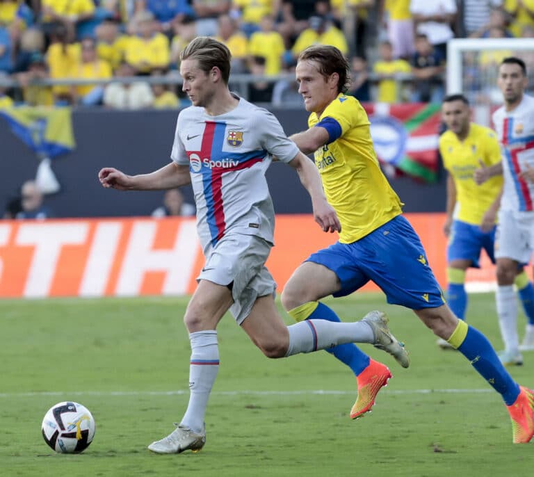 Un problema cardiaco de un aficionado para el partido entre el Cádiz y el Barcelona