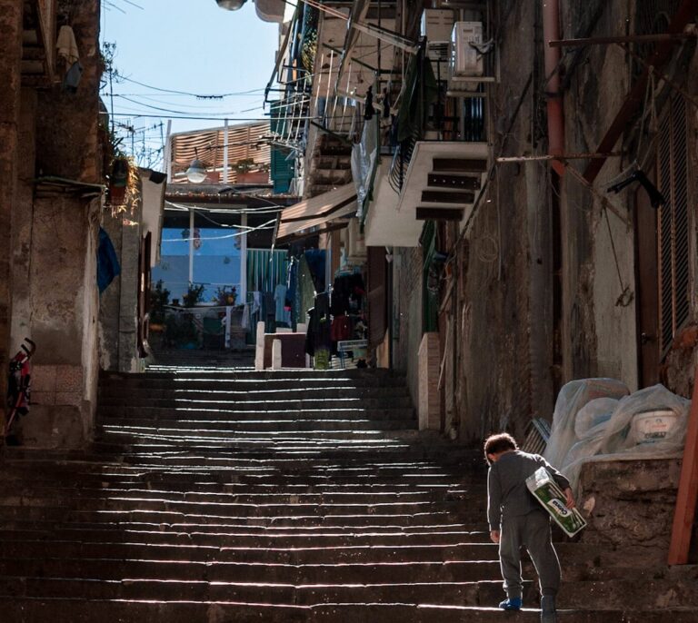 Ciro Pipoli, el fotógrafo napolitano que arrasa en Instagram: "Es una ciudad compleja, pero si naces aquí la entiendes"