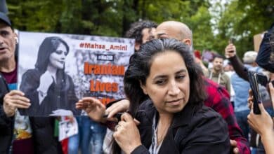 España condena tímidamente la represión en Irán tras una semana de protestas