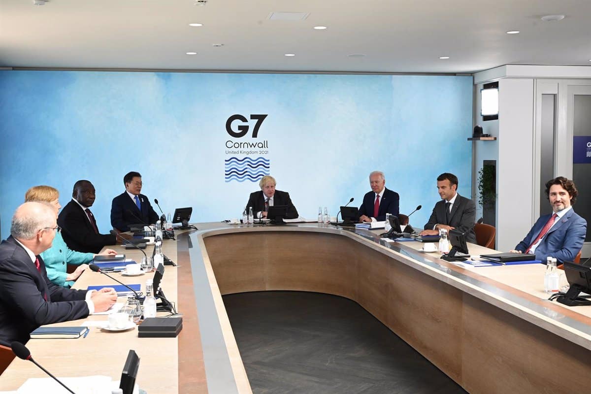 El G-7 acuerda imponer un precio tope al petróleo ruso y la UE pide extenderlo al gas