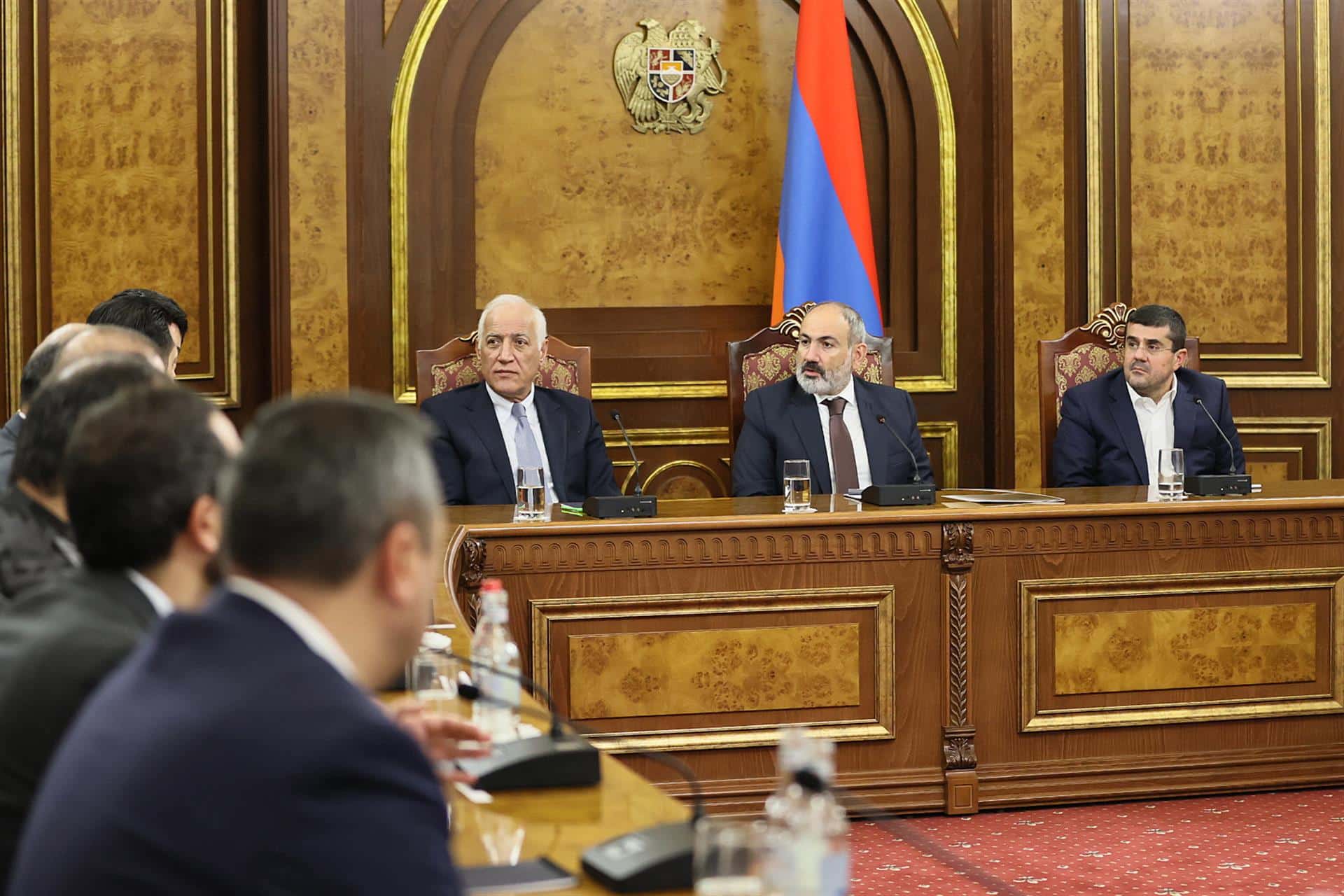 El gobierno de Armenia, reunido este jueves en Ereván.