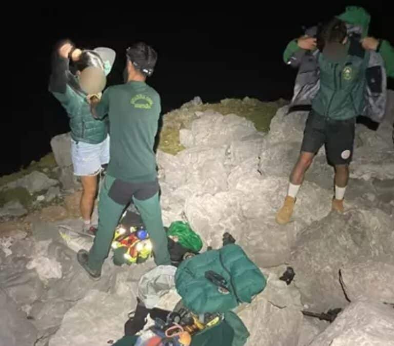 Dos montañeros son rescatados en Ordesa a 3.000 metros, de noche y sin ropa de abrigo