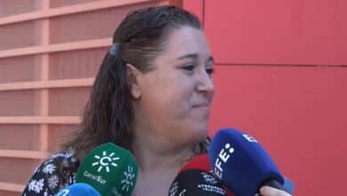 Una mujer en paro encuentra 500 euros en la calle y los devuelve: "Es más de lo que tengo pero no es mío"