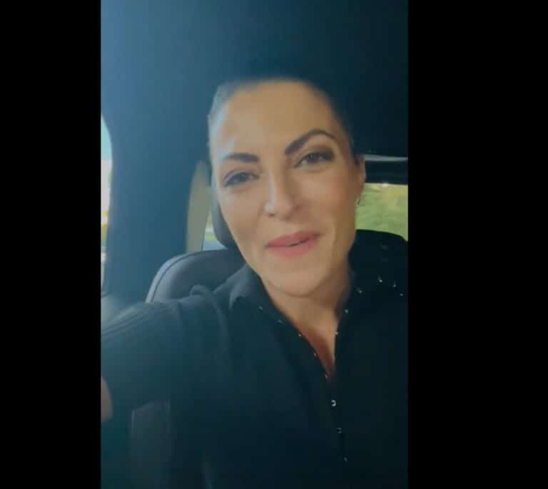 Olona consigue entrar a la Universidad de Granada entre escraches y cargas de los antidisturbios