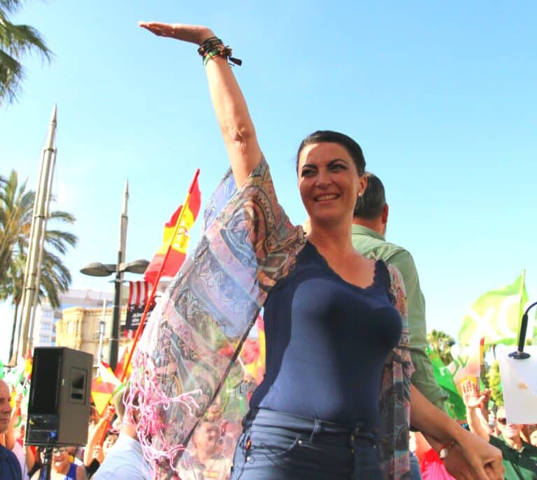 ¿Y si Olona quiere ser Meloni?: Las consecuencias de "un paso al frente" para la derecha