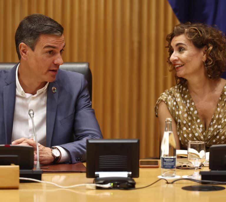 El PSOE cuestiona la credibilidad de las encuestas que aumentan la ventaja de Feijóo respecto a Sánchez