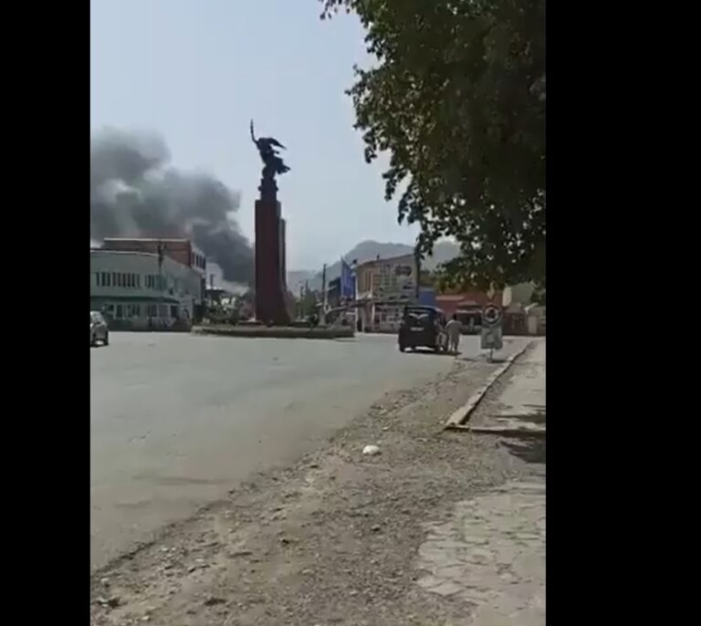 Estalla la tensión entre Kirguistán y Tayikistán con bombardeos y evacuaciones en la frontera