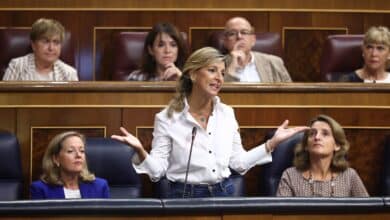 Yolanda Díaz califica de 'dumping fiscal' la supresión del Impuesto de Patrimonio del PP andaluz