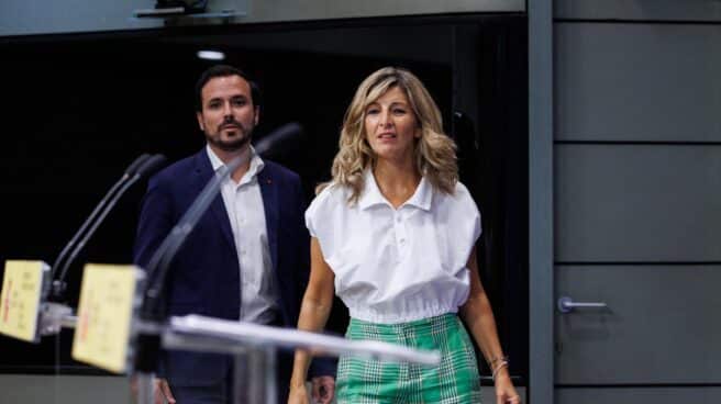 La vicepresidenta del Gobierno, Yolanda Díaz, junto al ministro de Consumo, Alberto Garzón. La vicepresidenta del Gobierno, Yolanda Díaz, junto al ministro de Consumo, Alberto Garzón.