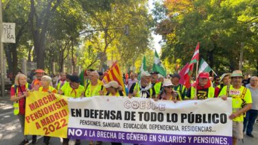 Monedero reprocha que haya dinero "para la banca y las eléctricas pero no para la gente"
