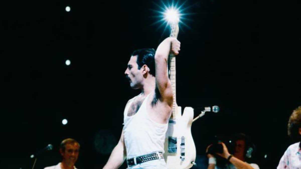 Fredy Mercury durante el Live Aid.