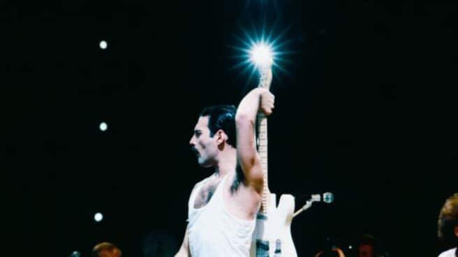 Fredy Mercury durante el Live Aid. Fredy Mercury durante el Live Aid.