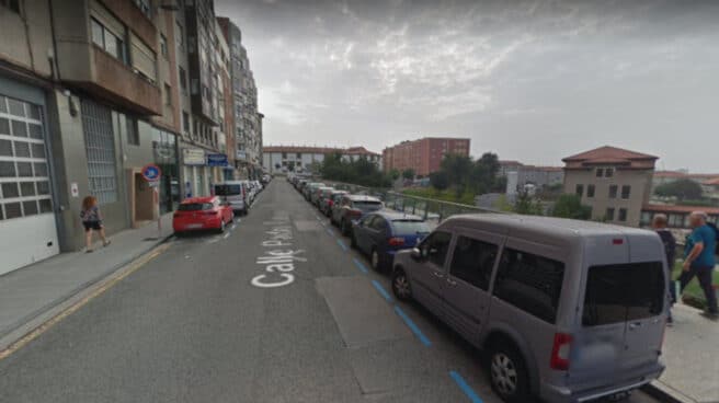 Se salta un control en Santander, huye, choca con dos coches y se niega a la alcoholemia