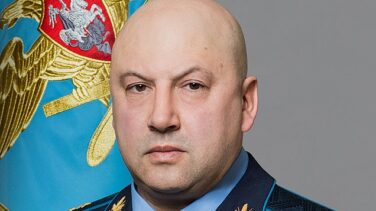 Rusia nombra comandante único en Ucrania a Sergey Surovikin, el 'héroe' de Putin en Siria