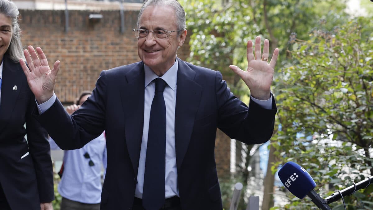 El presidente del Real Madrid, Florentino Pérez, a su llegada al restaurante Zalacaín en Madrid