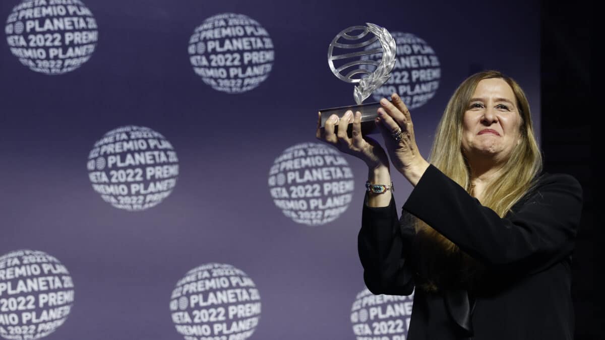 Luz Gabás gana el Premio Planeta 2022 con una novela ambientada en la Luisiana española