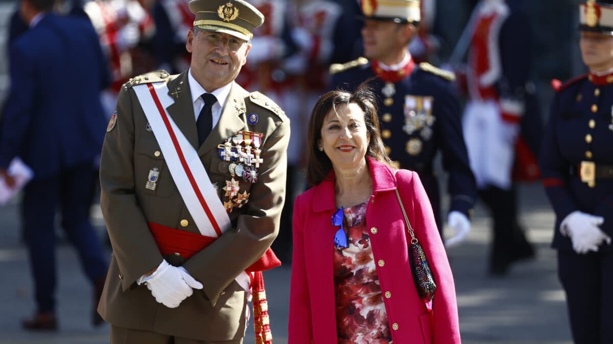 Robles, sobre la labor de los militares en el exterior: "Es un orgullo de las Fuerzas Armadas y de España como país"