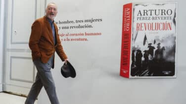 Pérez-Reverte: "Las revoluciones terminan siempre con un Daniel Ortega en su finca"