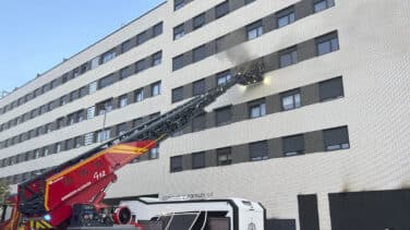 Muere el bebé de nueve meses intoxicado tras el incendio de Alcorcón