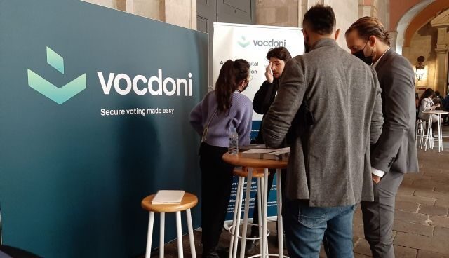 Vocdoni y BLOOCK firma una alianza para impulsar la digitalización en empresas convencionales Vocdoni
