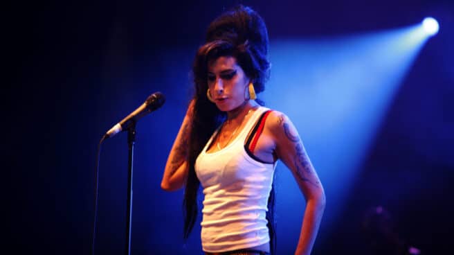 Amy Winehouse en un concierto en 2007.