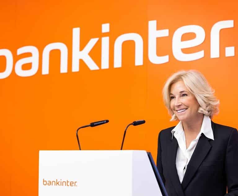 Bankinter anuncia que recurrirá el impuesto a la banca de Sánchez "el día después de pagarlo"