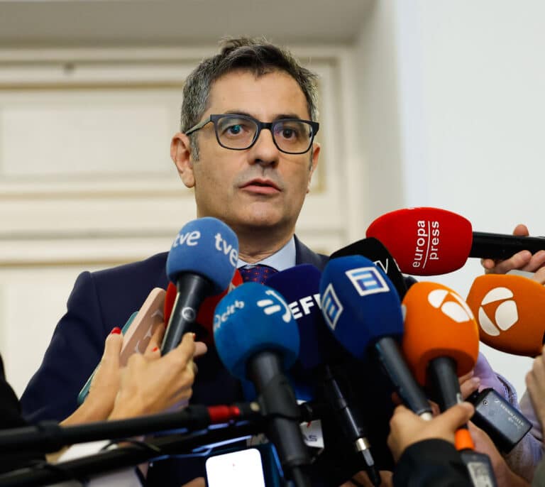 Félix Bolaños abre la puerta a modificar también el delito de malversación