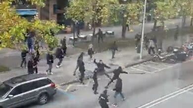 Batalla campal entre ultras de Osasuna y Valladolid en un parque de Pamplona