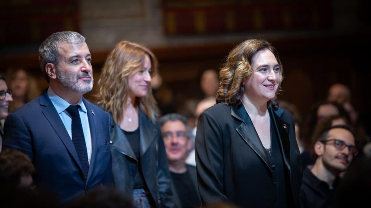 Collboni planta a Colau a cuatro meses de las elecciones para competir por Barcelona